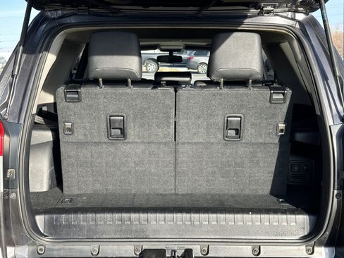 Used 2011 Toyota 4Runner Limited image 27