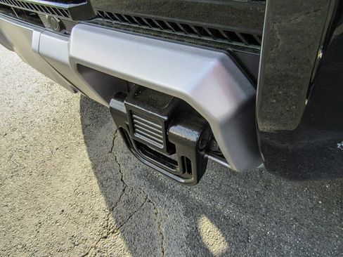 New 2025 GMC Hummer EV 3X w/ LPO, Dark Essentials Package image 12