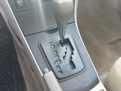Used 2009 Toyota Corolla FWD image 4
