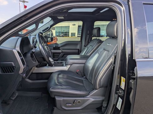 Used 2022 Ford F250 Platinum w/ FX4 Off-Road Package image 8