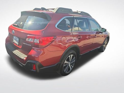 Used 2019 Subaru Outback 2.5i Limited AWD/4WD image 5