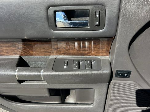 Used 2014 Ford Flex Limited FWD image 11
