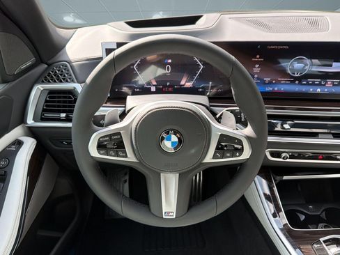 New 2026 BMW X5 xDrive40i w/ M Sport Package AWD/4WD image 11