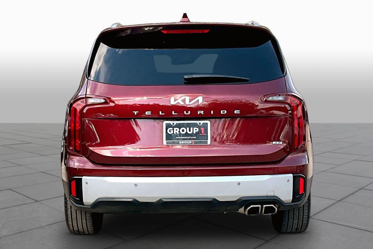 Used 2024 Kia Telluride S AWD/4WD image 5