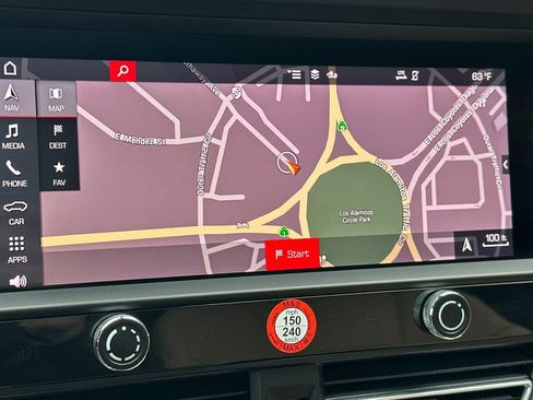 Used 2023 Porsche Macan image 19