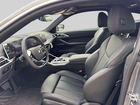 Certified 2025 BMW 430i xDrive 430i xDrive w/ Convenience Package image 11