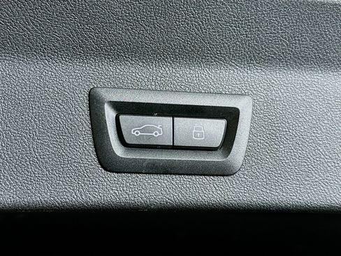 Used 2024 BMW X3 sDrive30i image 32