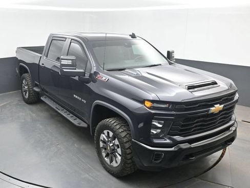 Used 2024 Chevrolet Silverado 2500 Custom w/ Custom Value Package AWD/4WD image 29
