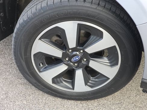 Used 2018 Subaru Forester 2.5i Premium image 11