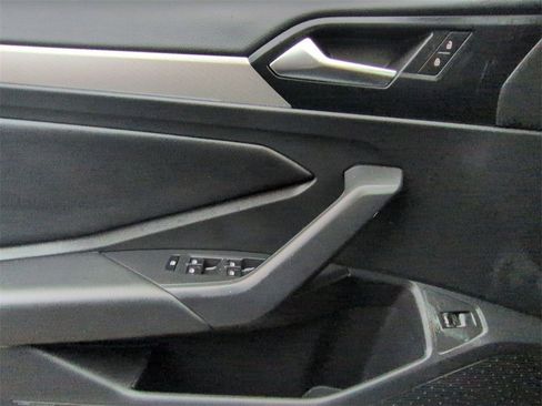 Used 2019 Volkswagen Jetta S w/ Driver Assistance Package image 14