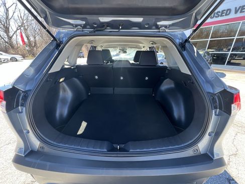 Used 2023 Toyota Corolla Cross LE image 24