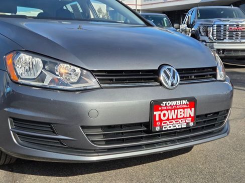 Used 2015 Volkswagen Golf S FWD image 8
