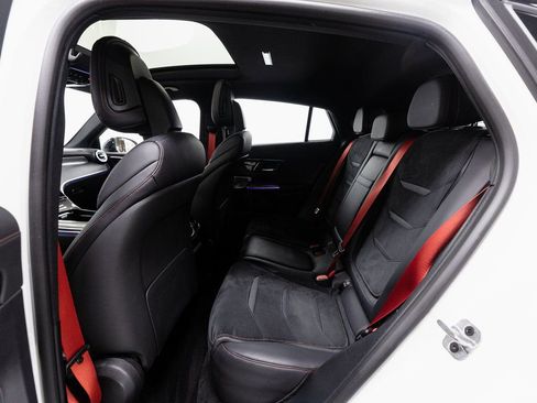 Used 2024 Mercedes-Benz GLC 43 AMG GLC 43 AMG image 30