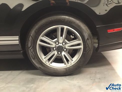 Used 2012 Ford Mustang Premium image 27