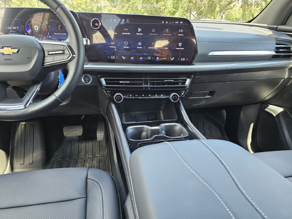 Used 2026 Chevrolet Traverse LT w/ Driver Confidence Package FWD image 14
