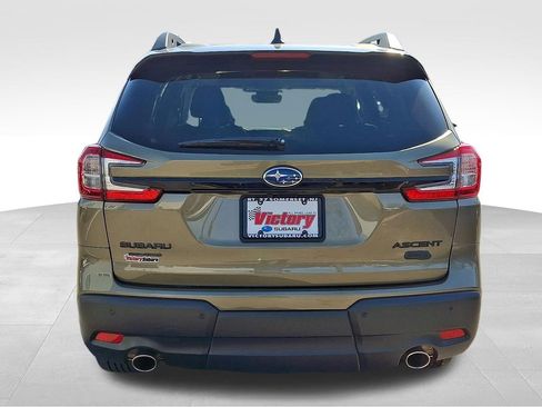 Used 2025 Subaru Ascent Onyx Edition image 5