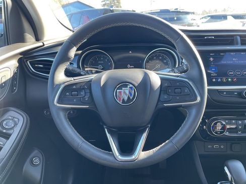 Used 2022 Buick Encore GX Essence w/ Experience Buick Package image 11