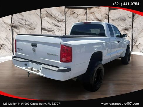 Used 2011 Dodge Dakota ST image 7