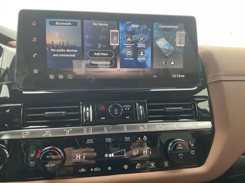 New 2026 Nissan Pathfinder Platinum image 14