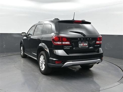 Used 2020 Dodge Journey Crossroad image 3