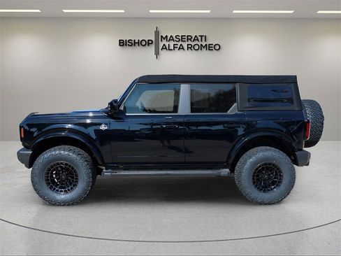 Used 2022 Ford Bronco Outer Banks image 4