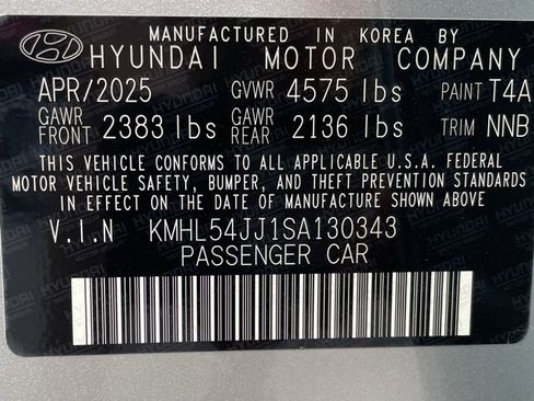 New 2025 Hyundai Sonata Limited image 32