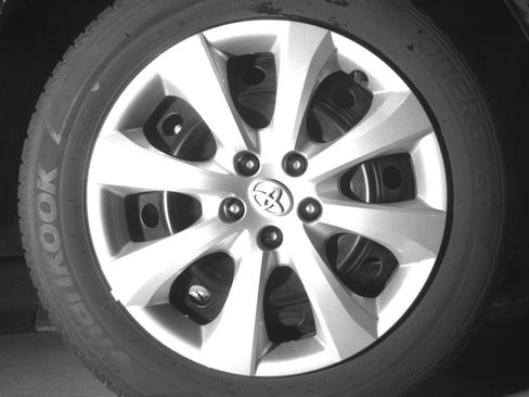 Used 2025 Toyota Corolla LE FWD image 18