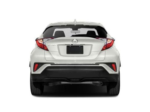 Used 2020 Toyota C-HR XLE FWD image 5