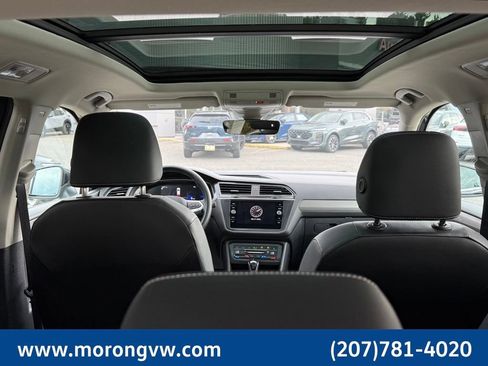 Used 2023 Volkswagen Tiguan SE w/ Panoramic Sunroof Package AWD/4WD image 18