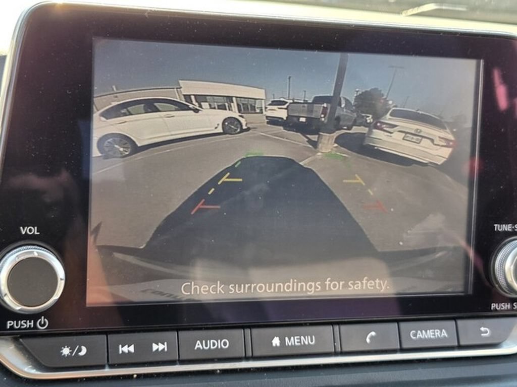 Used 2021 Nissan Rogue S AWD/4WD image 25