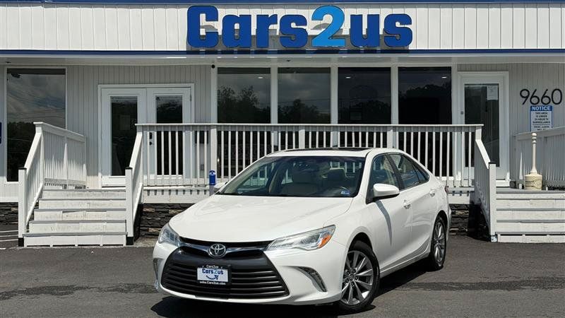 Used 2015 Toyota Camry XLE FWD image 2