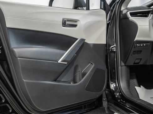 New 2026 Toyota Corolla Cross L image 29