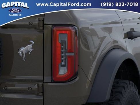 New 2026 Ford Bronco Badlands AWD/4WD image 23