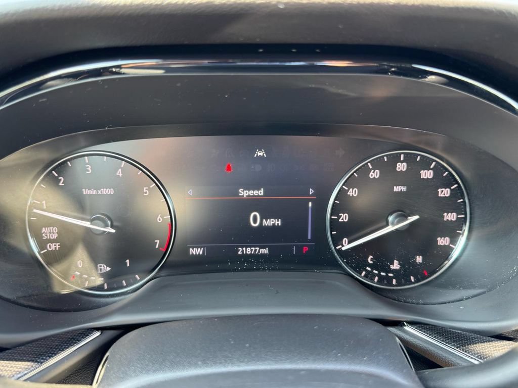 Used 2023 Buick Envision Preferred FWD image 28