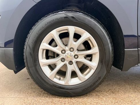 Used 2020 Chevrolet Equinox LS AWD/4WD image 26