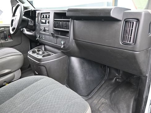 Used 2024 Chevrolet Express 2500 w/ Driver Convenience Package image 39