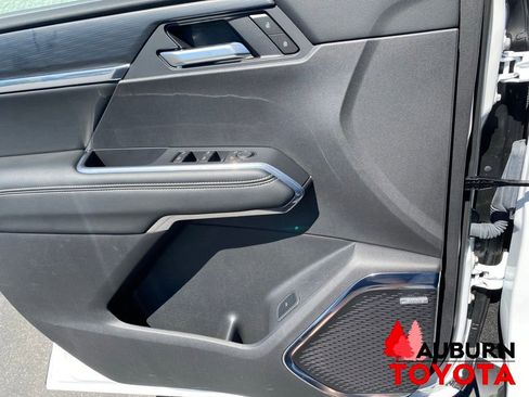 Used 2026 GMC Acadia Elevation w/ Black Edition AWD/4WD image 40