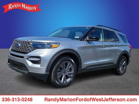 New 2024 Ford Explorer XLT w/ Equipment Group 202A RWD image 1