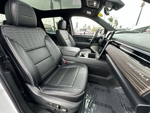 New 2025 GMC Sierra EV Denali image 29