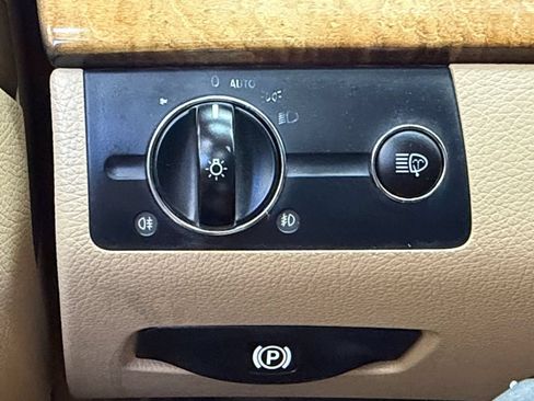 Used 2007 Mercedes-Benz E 350 Sedan image 29