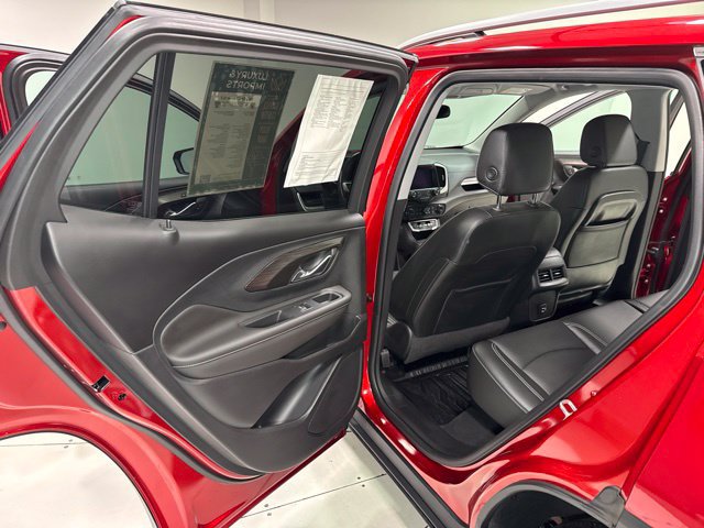 Used 2022 GMC Terrain SLT w/ Infotainment Package II FWD image 23