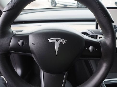 Used 2021 Tesla Model 3 Long Range image 25