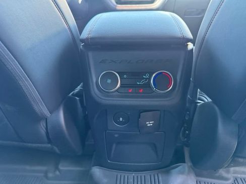 Used 2025 Ford Explorer ST AWD/4WD image 17