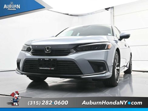 Used 2024 Honda Civic Touring image 16