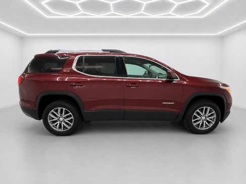 Used 2017 GMC Acadia SLE AWD/4WD image 2