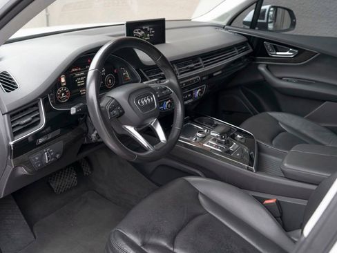 Used 2017 Audi Q7 3.0T Premium Plus w/ Premium Plus Package AWD/4WD image 14