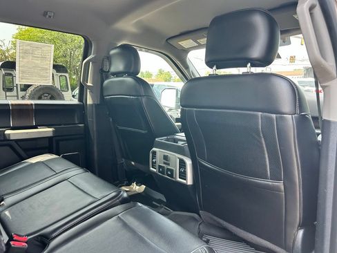 Used 2017 Ford F150 Lariat w/ Equipment Group 502A Luxury AWD/4WD image 17