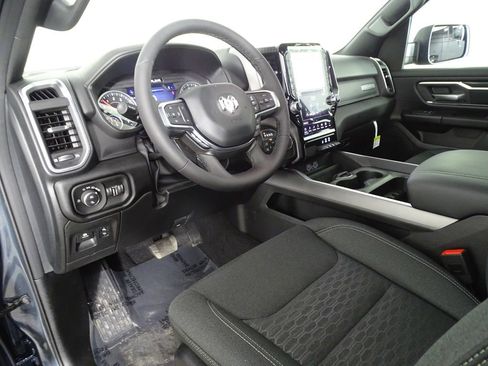 New 2026 RAM 1500 4x4 Crew Cab image 24