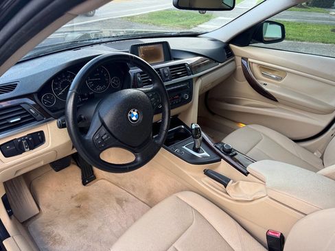 Used 2013 BMW 328i Sedan RWD image 11