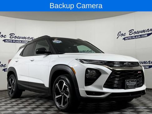 Used 2023 Chevrolet TrailBlazer RS w/ Sun and Liftgate Package AWD/4WD image 5